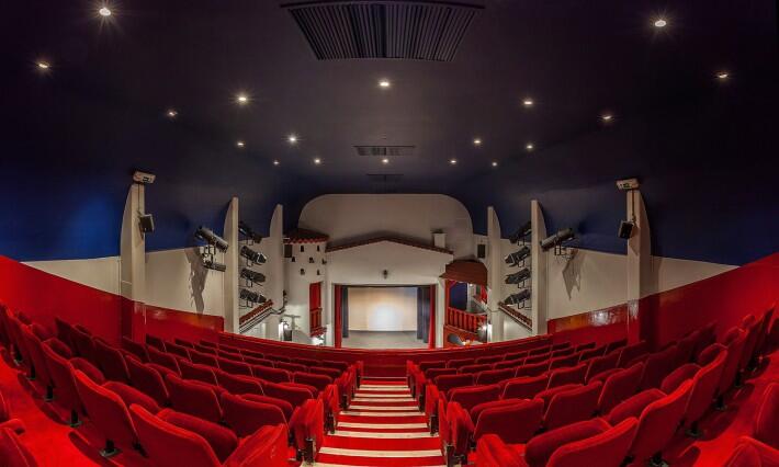 Théâtre Des 2 ânes Tout Est Bon Dans Le Macron THÉÂTRE DES DEUX ANES - Salles de spectacles